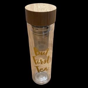 Pinky Up Tea Infuser Glass Bottle